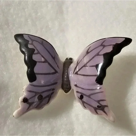 Vintage Hand Painted Japan Porcelain Butterfly Pins Pink, Lavender Pin Picks - Picture 5 of 10